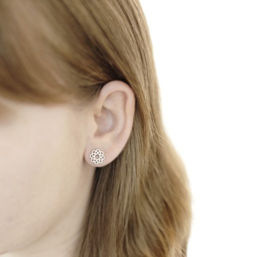 Rózsás fülbevaló